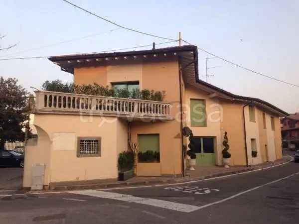 Casa Indipendente 300mq Capriolo - Ristrutturata con Finiture di Lusso