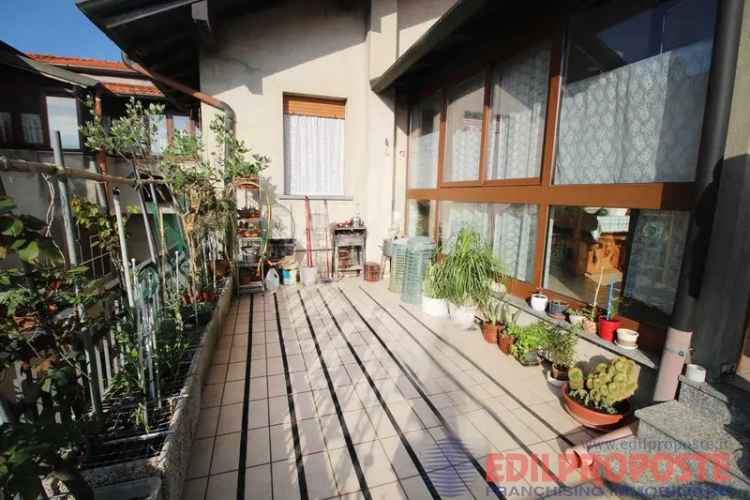 Trilocale Cogliate senza spese condominiali ampio e luminoso
