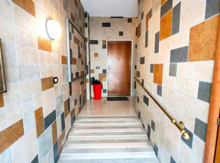Trilocale in Affitto Villaggio Artigiani