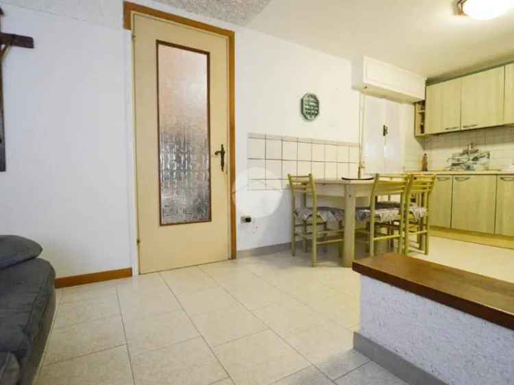 Bifamiliare Manerbio: 2 Camere, Giardino, Box Auto