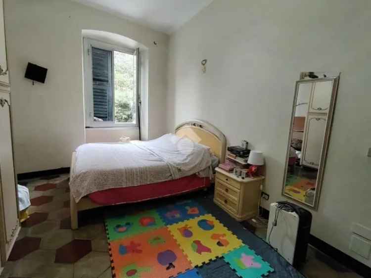 Appartamento in Vendita a Genova Marassi