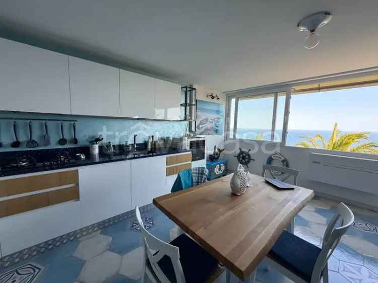 Appartamento vista mare Cervo ristrutturato vicino al mare