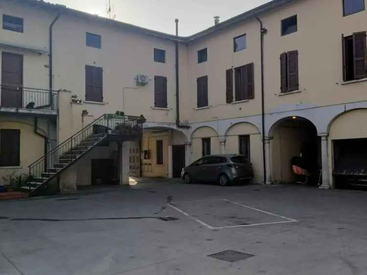Appartamento in vendita a Prevalle via Giovanni XXIII