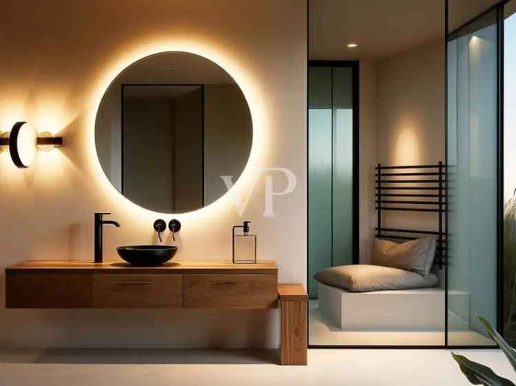 Attico di Lusso a Salò con Piscina e Solarium