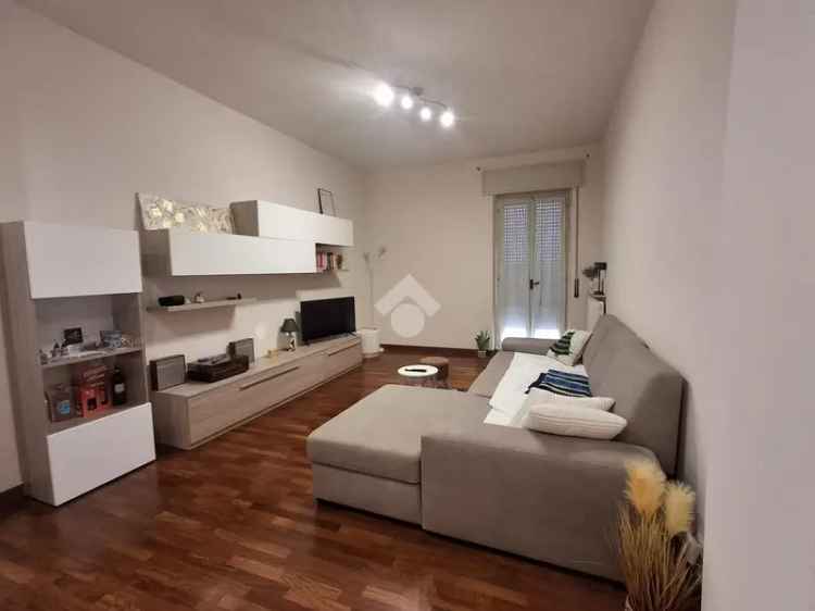 Trilocale 110 mq Ristrutturato con Box e Cantina