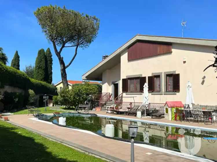 Villa in affitto Roma: 1000 mq, piscina, giardino, ideale famiglie e istituzioni