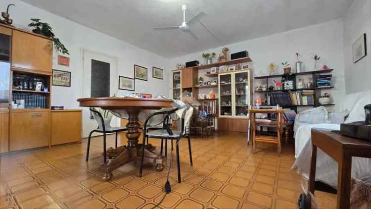 Casa di Corte in Vendita Montodine 3 Camere Matrimoniali