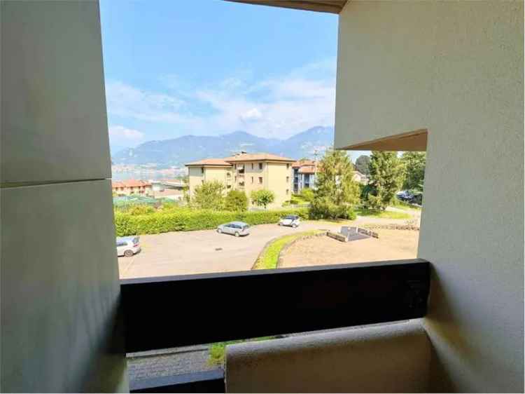 Appartamento in Vendita a Pisogne con Giardino e Posto Auto