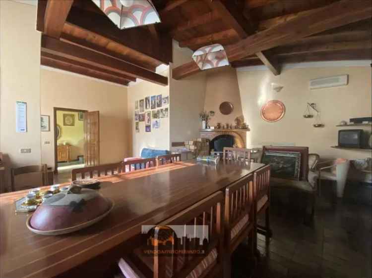 Villa singola a Capriolo 332 mq con giardino