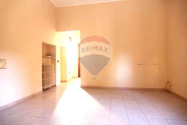 Casa a Leggiuno con Giardino - Rif 551186
