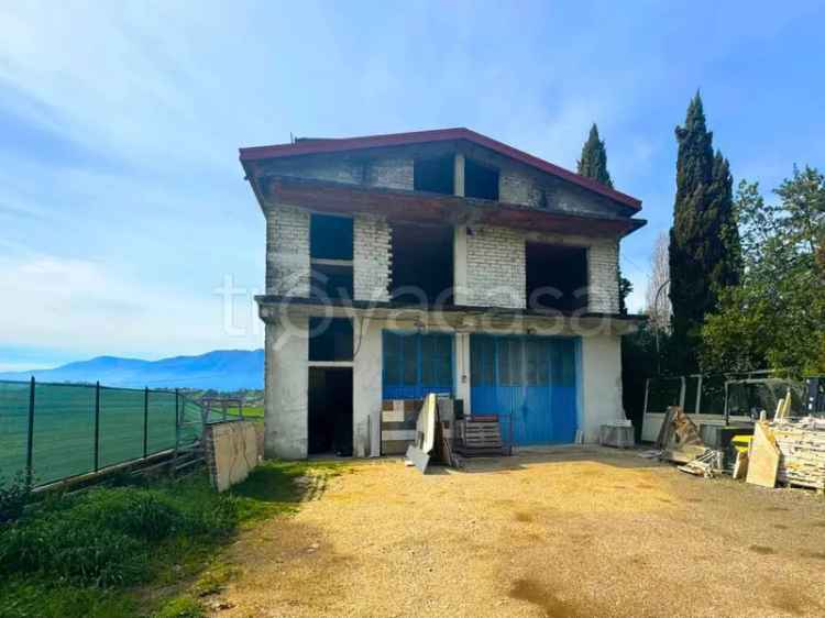 Casa indipendente 660 mq Ferentino Via Casilina