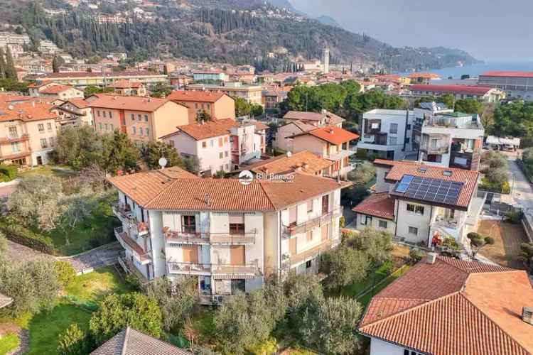 Trilocale in Vendita a Toscolano Maderno vicino al Lago
