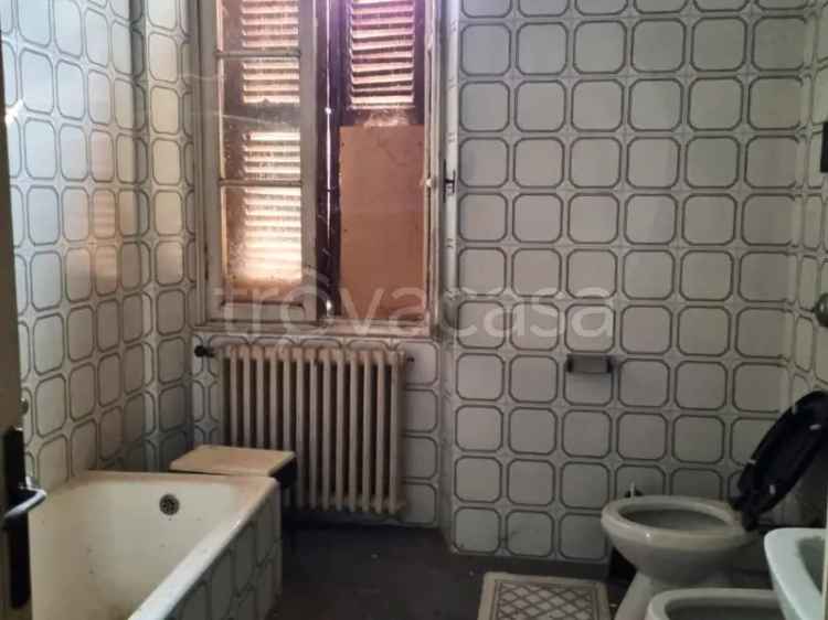 Casa Indipendente Verolanuova 3 Piani Giardino 400mq