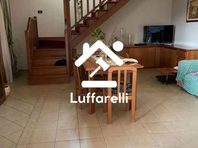 Villa in Asta a Ferentino 403 mq