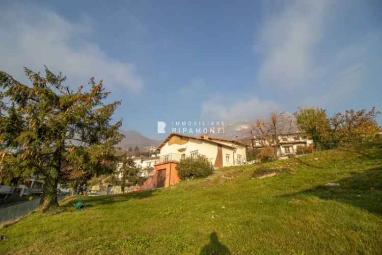 Villa singola con terreno edificabile a Civate vista lago