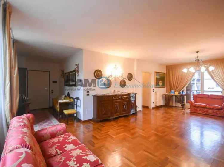 Appartamento di lusso a Iseo centro storico