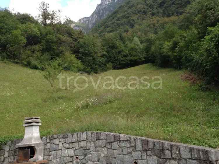 Rustico ristrutturato Angolo Terme 5000 mq terreno