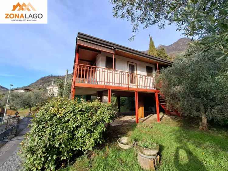 Villetta singola vista lago Sale Marasino