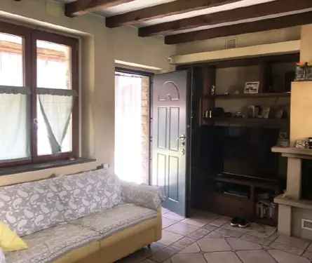 Villa Bifamiliare con Box Auto