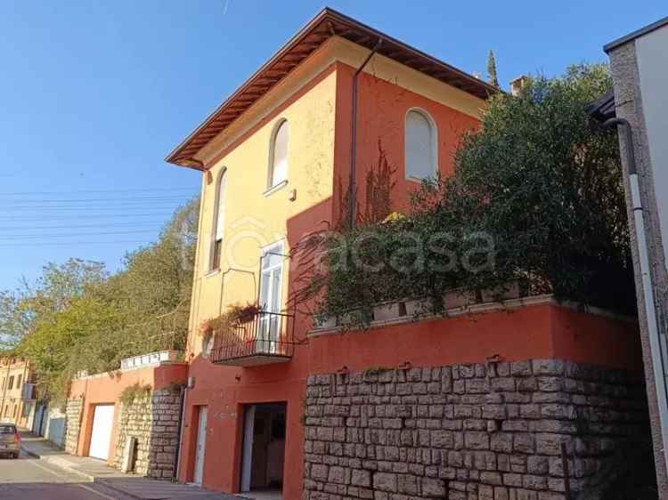 Villa Liberty Brescia Giardino Box Doppio