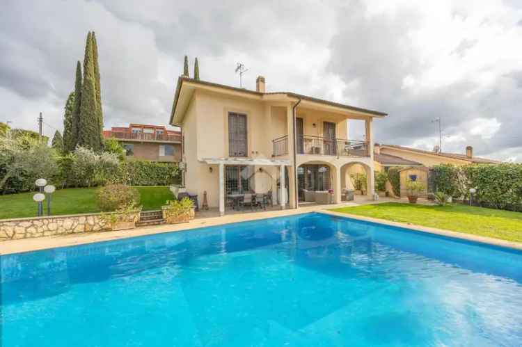 Villa singola Frascati 4 camere giardino piscina