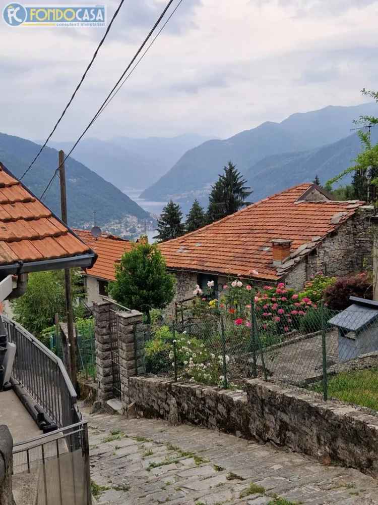 Casa Indipendente da Ristrutturare a Torno