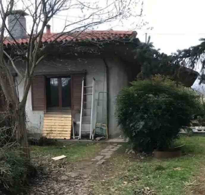 Villa Bifamiliare con Box Auto