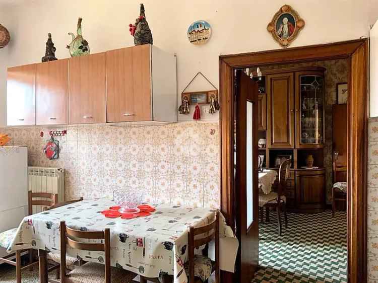 Trilocale in Vendita Farnese 55 mq