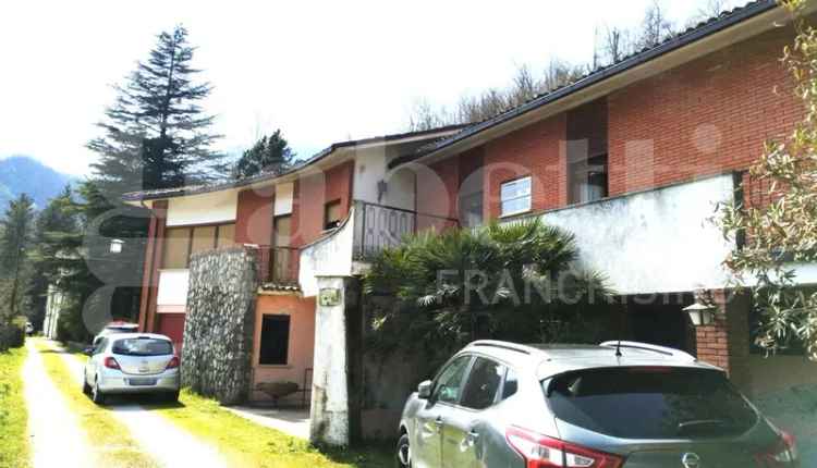 Villa Singola a Morino 270 mq con Giardino e Box Auto