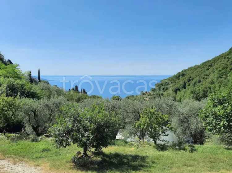 Rustico con Vista Lago a Toscolano Maderno