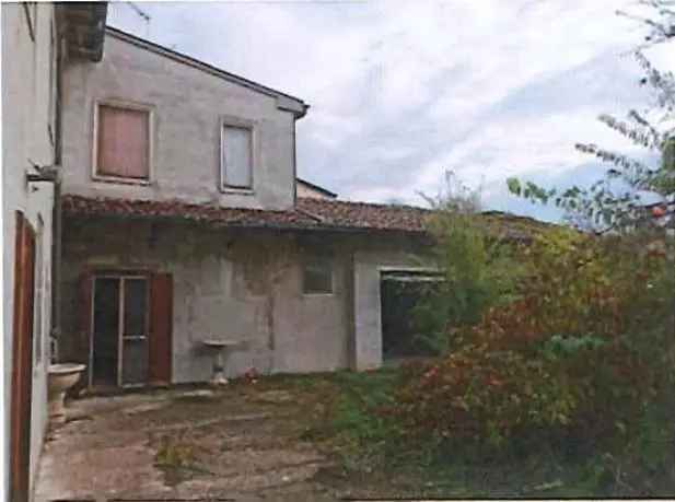 Casa singola due livelli rustico