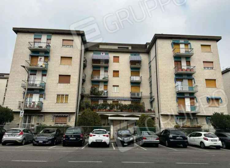 Pentalocale con Garage e Terrazzo