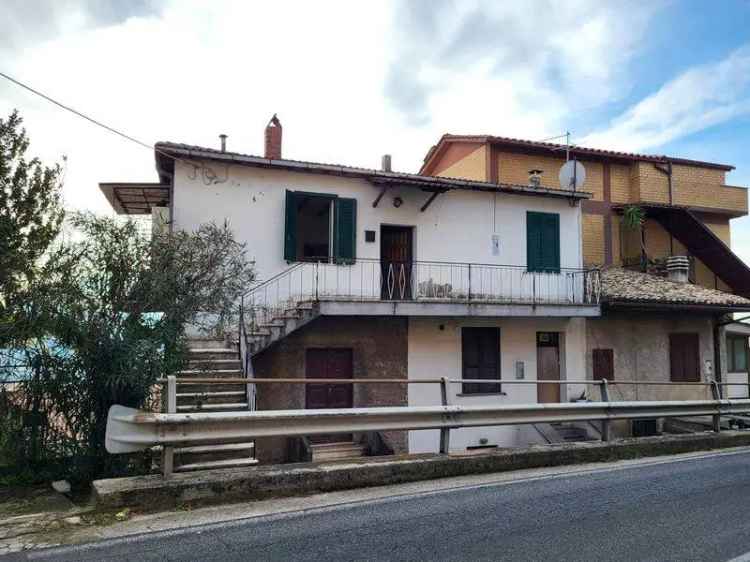 Appartamento in vendita a Serrone via Prenestina
