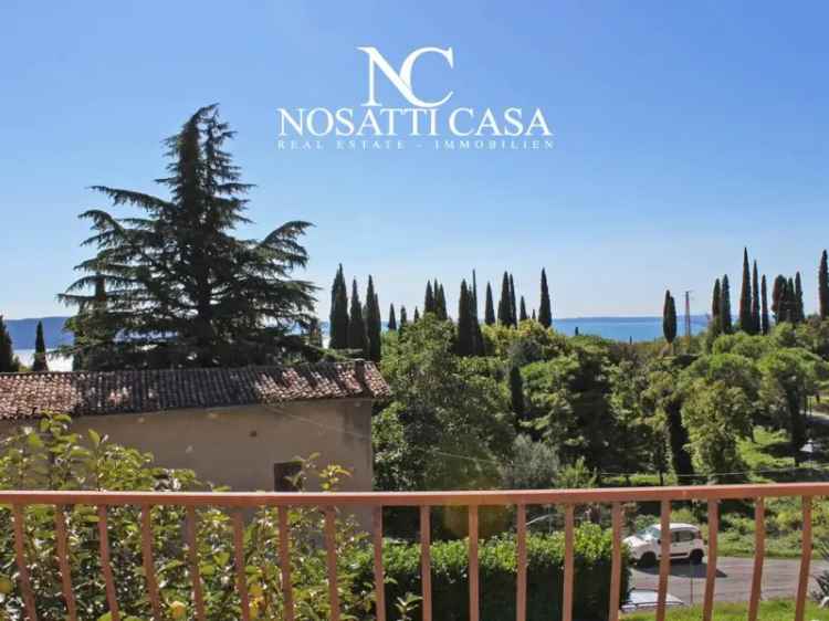 Rustico con Vista Lago a Montemaderno - 8 Camere