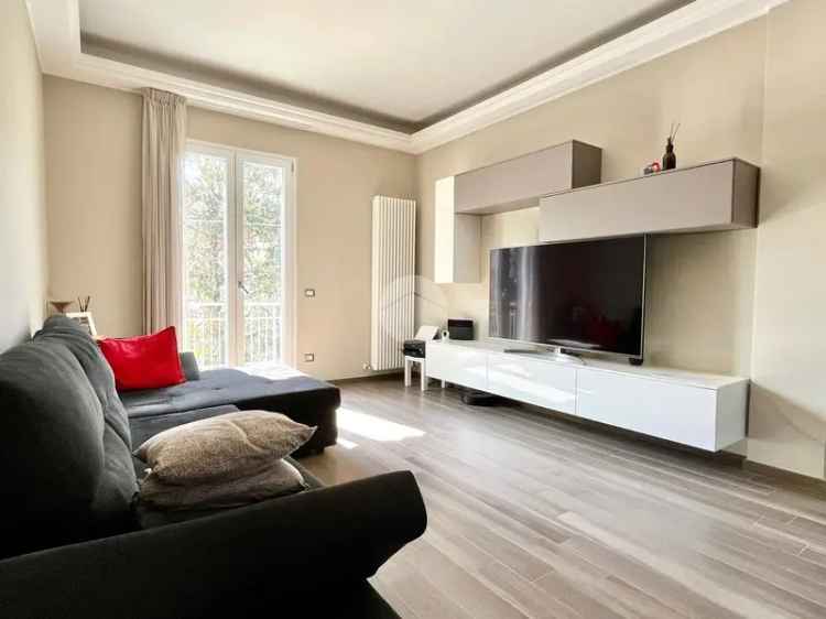 Appartamento Bifamiliare Rimini Zona Lagomaggio 3 Camere 2 Bagni
