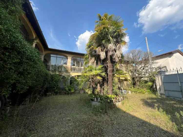 Villa in Vendita a Cogozzo Villa Carcina Grande Casale da Ristrutturare