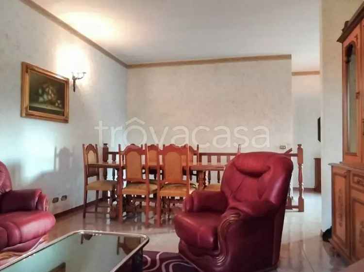 Affitto Bifamiliare Fidenza Due Livelli Giardino Taverna Arredata Aziende