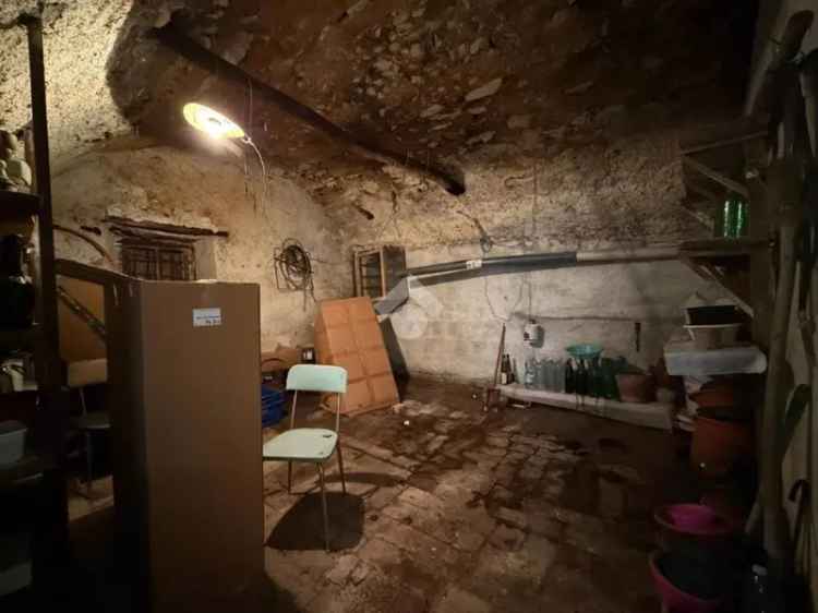 Casa Indipendente a Polaveno con Giardino