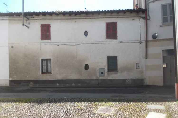 Casa 4 Camere Giardino Depositi