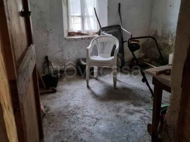 Rustico in Vendita a Corteno Golgi Localita Navaselle
