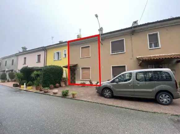 Casa singola 2 livelli con cantina e balcone