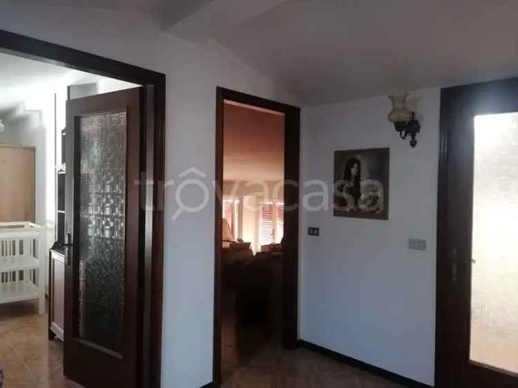 Casa Indipendente Serle Via Roma