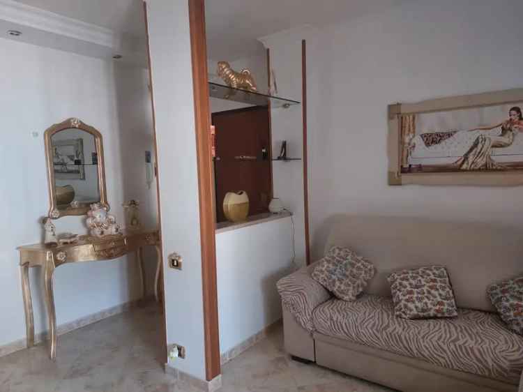 Appartamento 4 vani Taranto Piazza Sandro Pertini