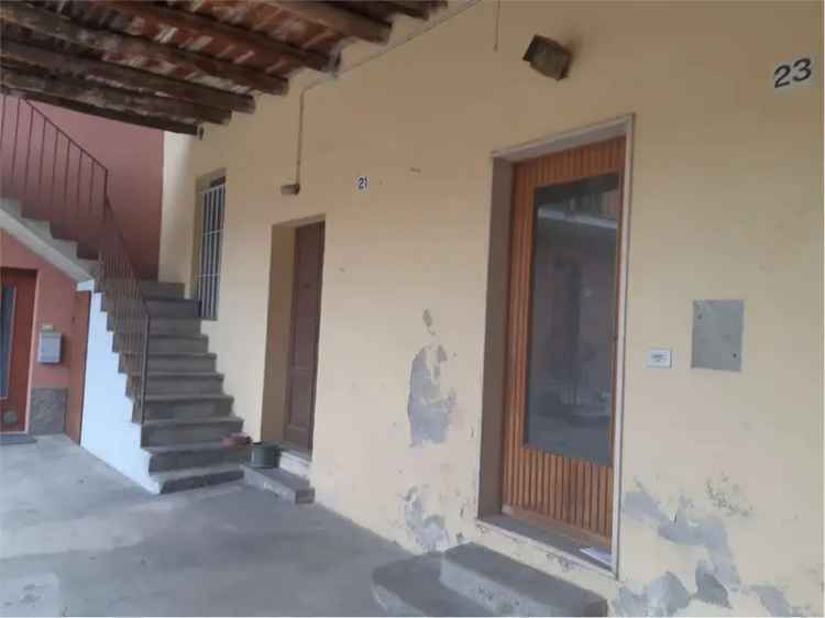 Rustico da Ristrutturare a Castelletto 160 mq