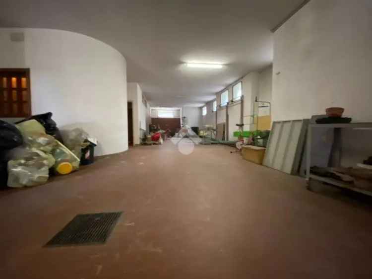 Villa con Vista Lago a Sulzano