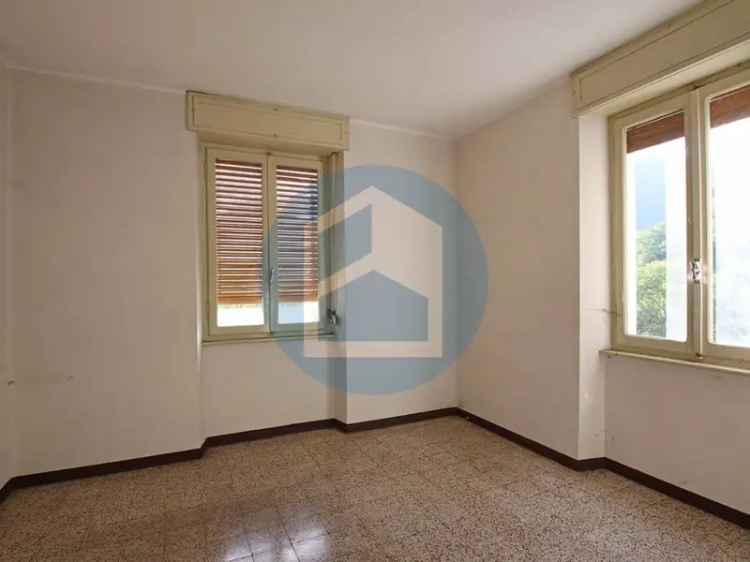 Villa in vendita a Darfo Boario Terme via Maroni, 2