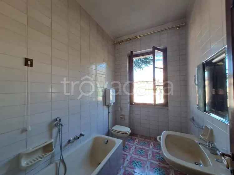 Trilocale Brescia Via Benacense Ristrutturare Parco Secolare