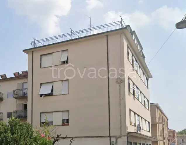 Appartamento trilocale in asta Brescia