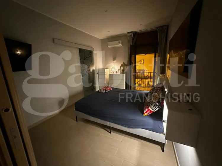 Appartamento Trilivello a Taranto con Garage e Taverna