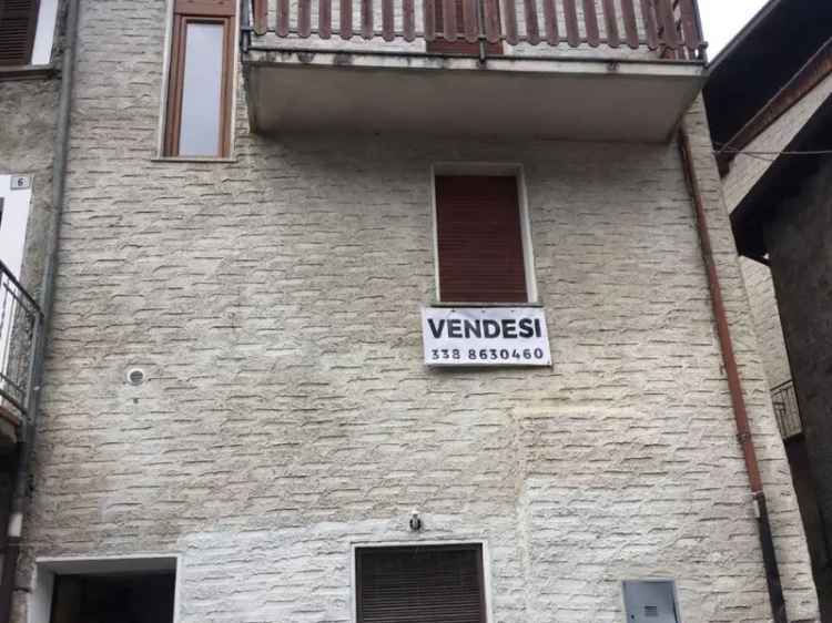 Rustico in Vendita Saviore dell'Adamello